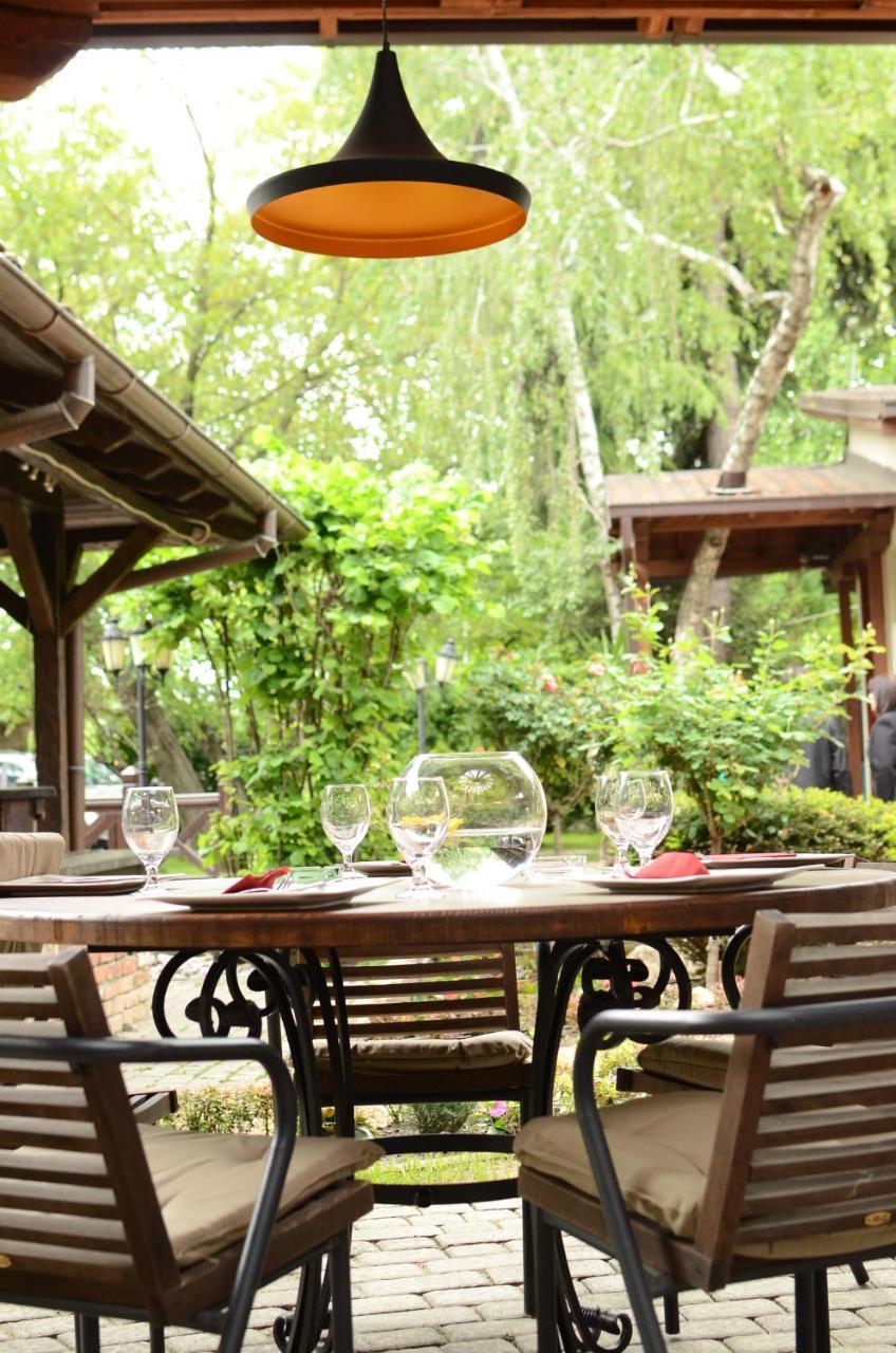 Konak Nestor Bungalows Σκόπια Εξωτερικό φωτογραφία